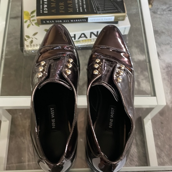 Woman’s loafers shoes - Picture 4 of 5